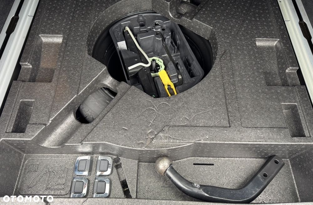 Peugeot 308 BlueHDi 150 EAT6 Stop & Start GT-Line Edition - 40