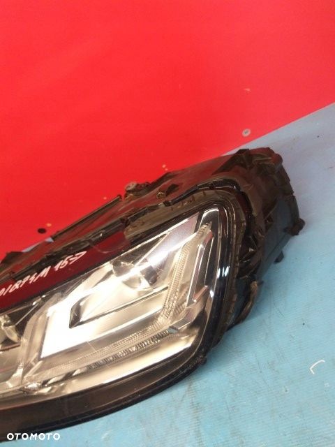 Audi q7 4m lampa lewy przód 4m0941035 - 3