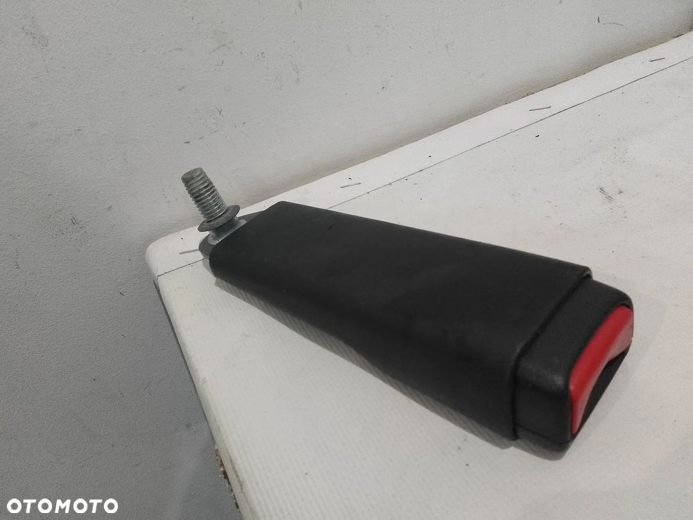 Napinacz pasa Fisker Karma - 2