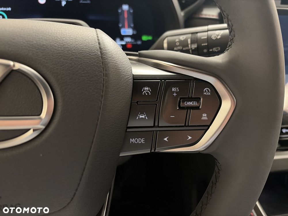 Lexus LBX 1.5 Hybrid Emotion - 17