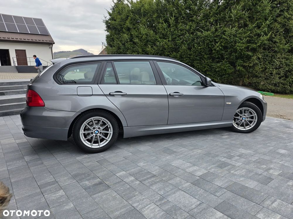BMW Seria 3 320d xDrive - 8