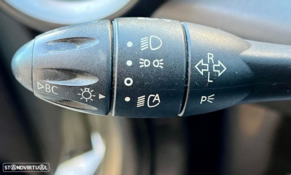 MINI 3 Portas Cooper D - 9