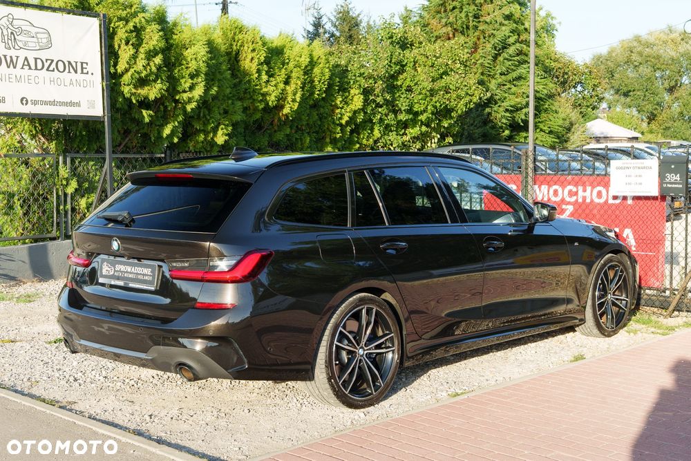 BMW Seria 3 320i Edition M Sport Shadow - 34
