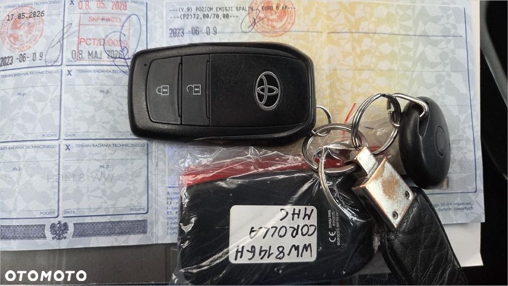 Toyota Corolla 1.8 Hybrid Comfort - 20