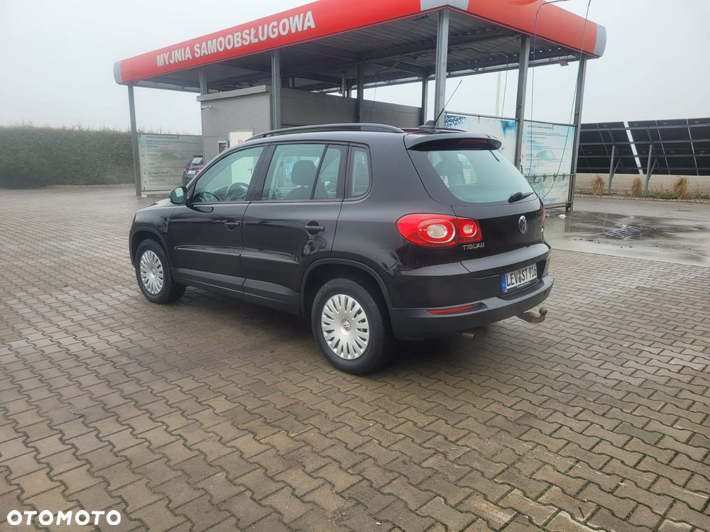 Volkswagen Tiguan - 18