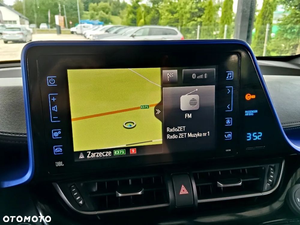 Toyota C-HR - 11