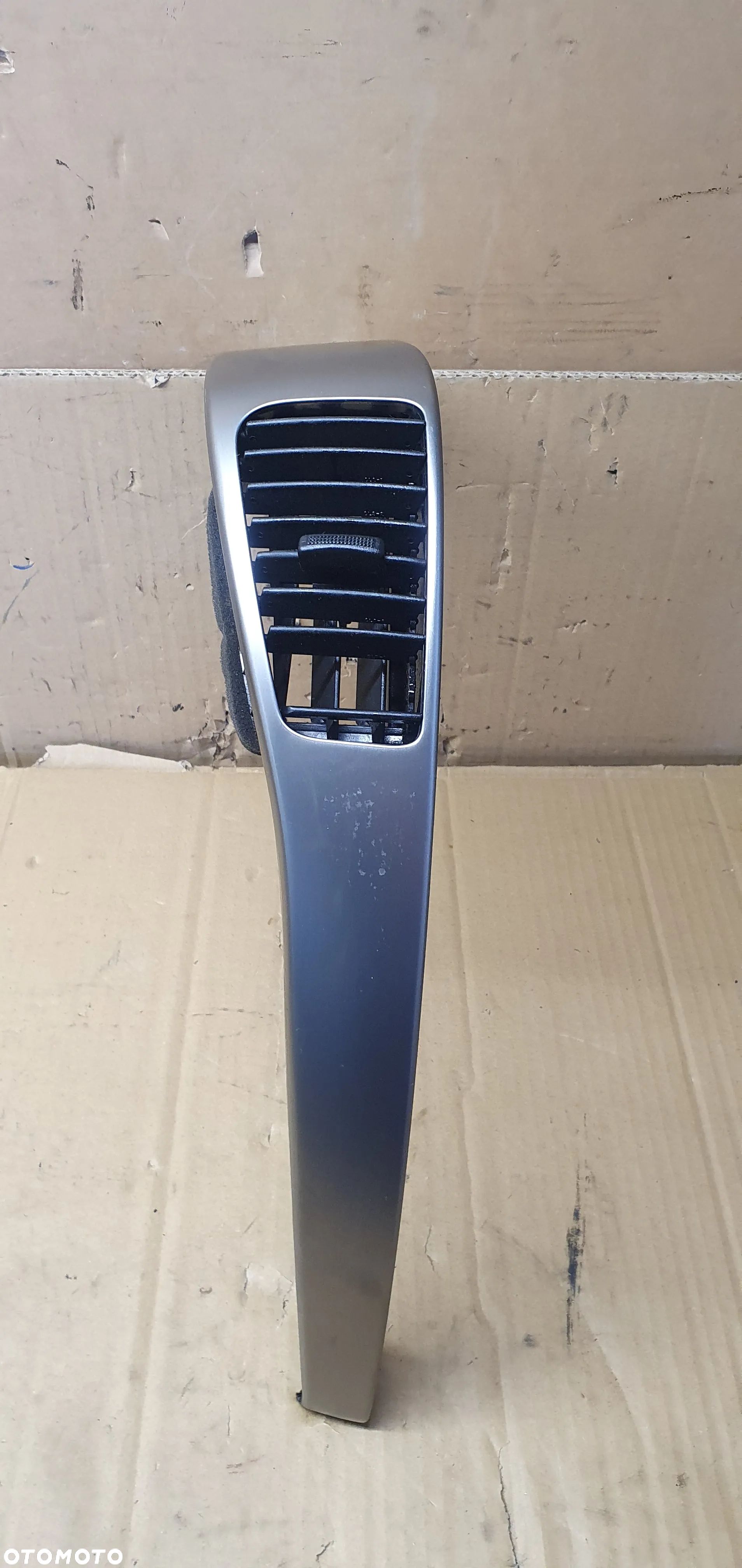 Kratka nawiewu powietrza lewa Kia Sorento I 97430-3E000 - 1