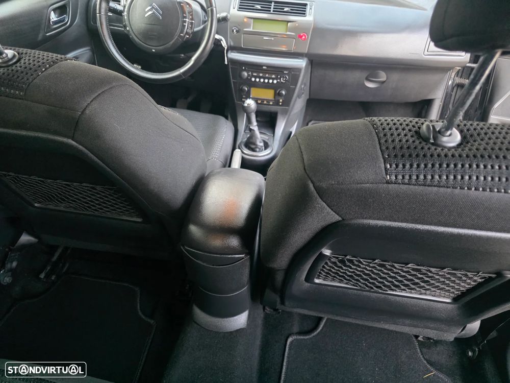 Citroën C4 - 7