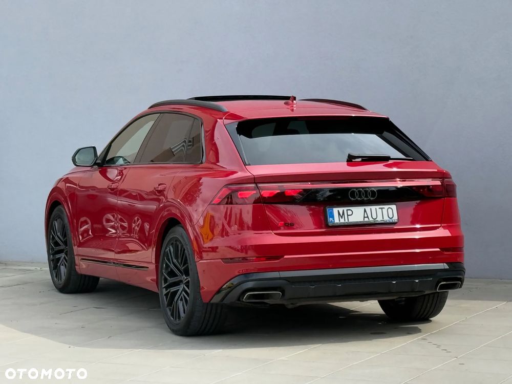 Audi Q8 - 4