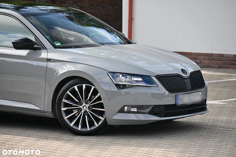 Skoda Superb 2.0 TDI 4x4 Sportline DSG - 8