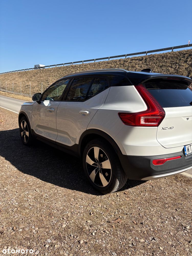 Volvo XC 40 T4 R-Design - 6