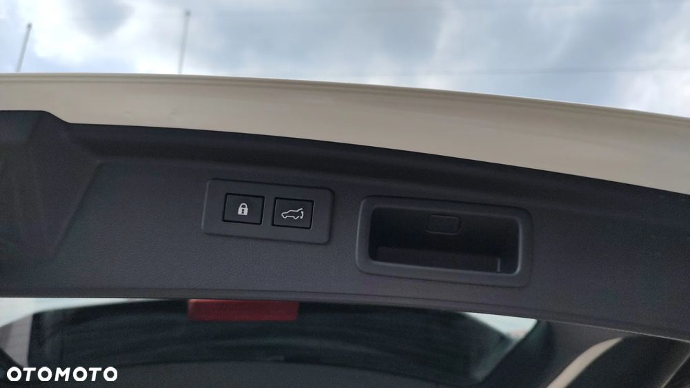 Subaru Forester 2.0i-L Platinum (EyeSight) Lineartronic - 20