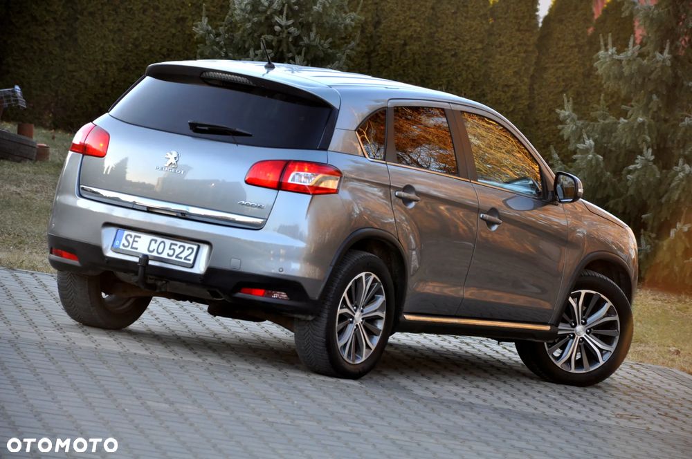 Peugeot 4008 - 13