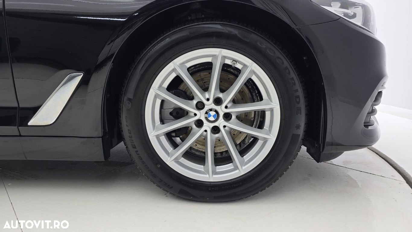 BMW Seria 5 - 23