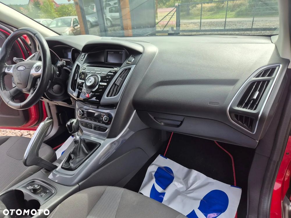 Ford Focus - 17