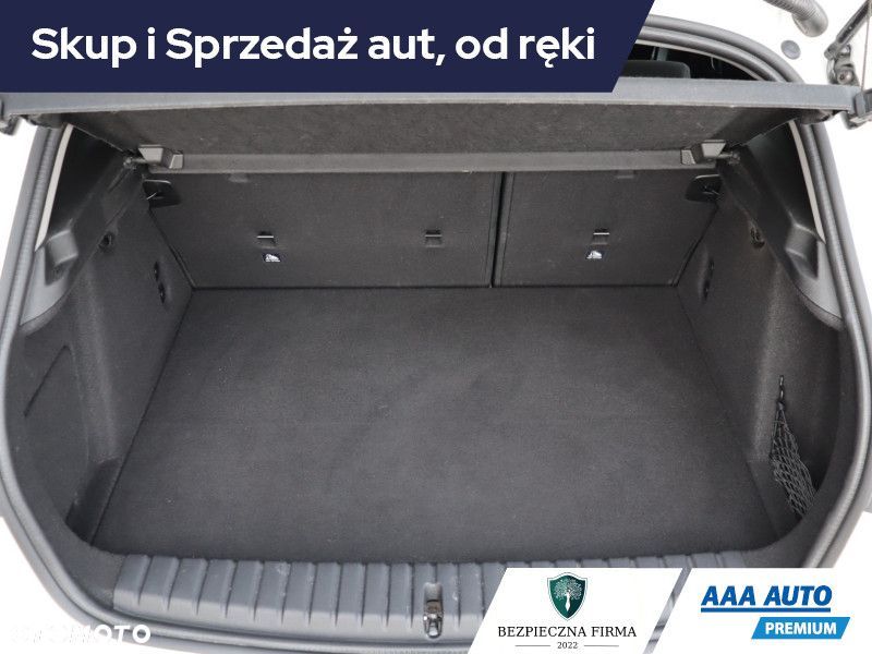 BMW Seria 1 - 16