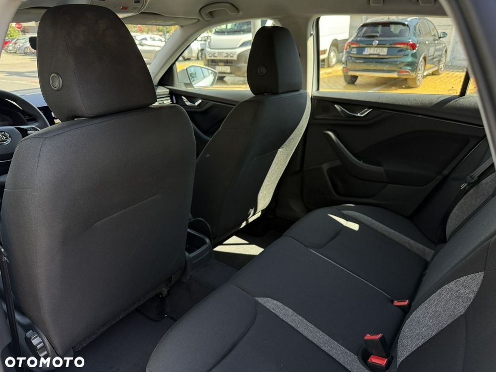 Skoda Scala 1.0 TSI Essence - 24