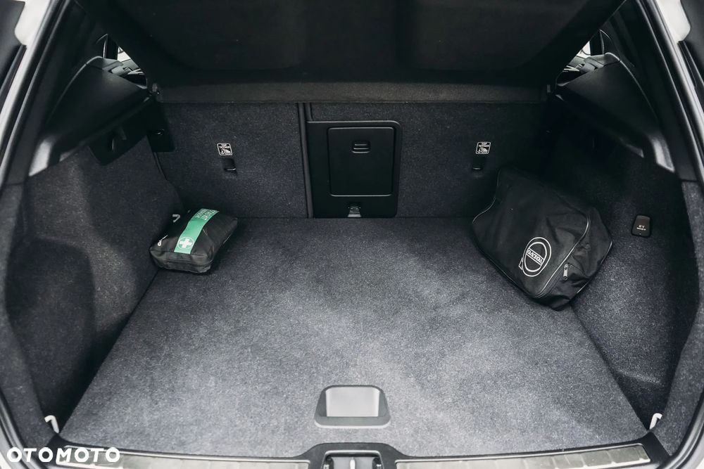 Volvo XC 40 T4 Plug-In Hybrid Inscription - 28