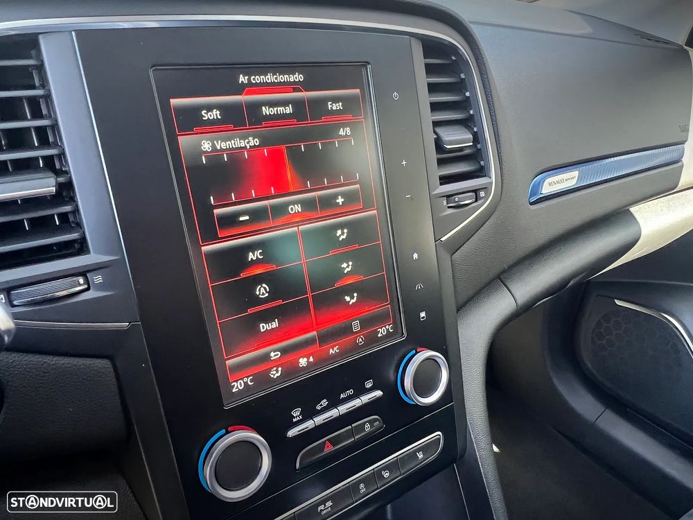 Renault Mégane 1.6 TCe GT EDC - 17