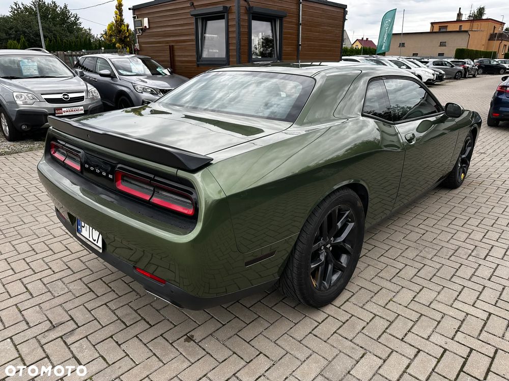 Dodge Challenger Automatik SXT Plus - 3