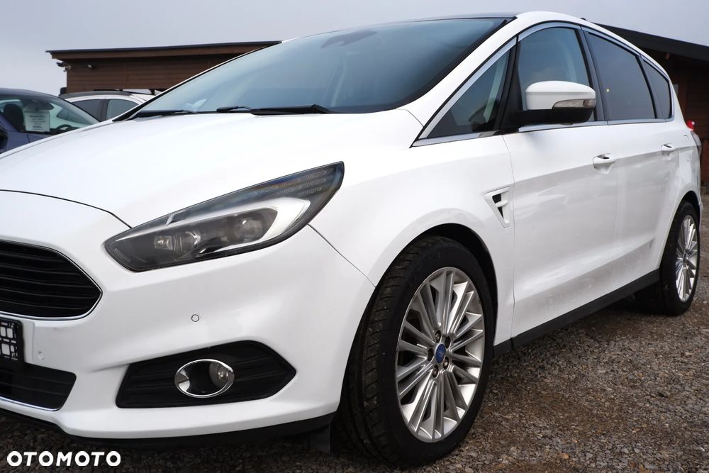 Ford S-Max 2.0 TDCi 4WD Titanium PowerShift - 37