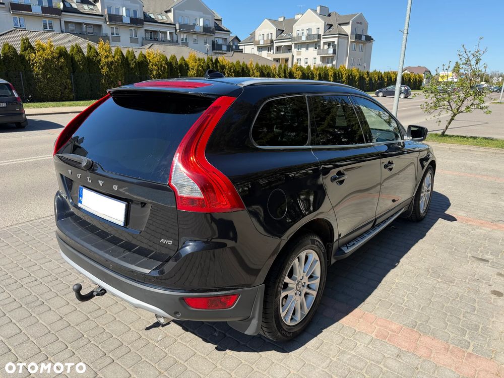 Volvo XC 60 D5 AWD Momentum - 5