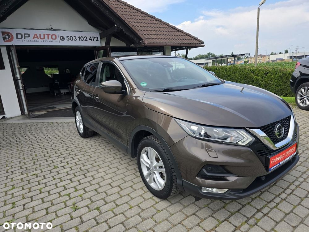 Nissan Qashqai - 2
