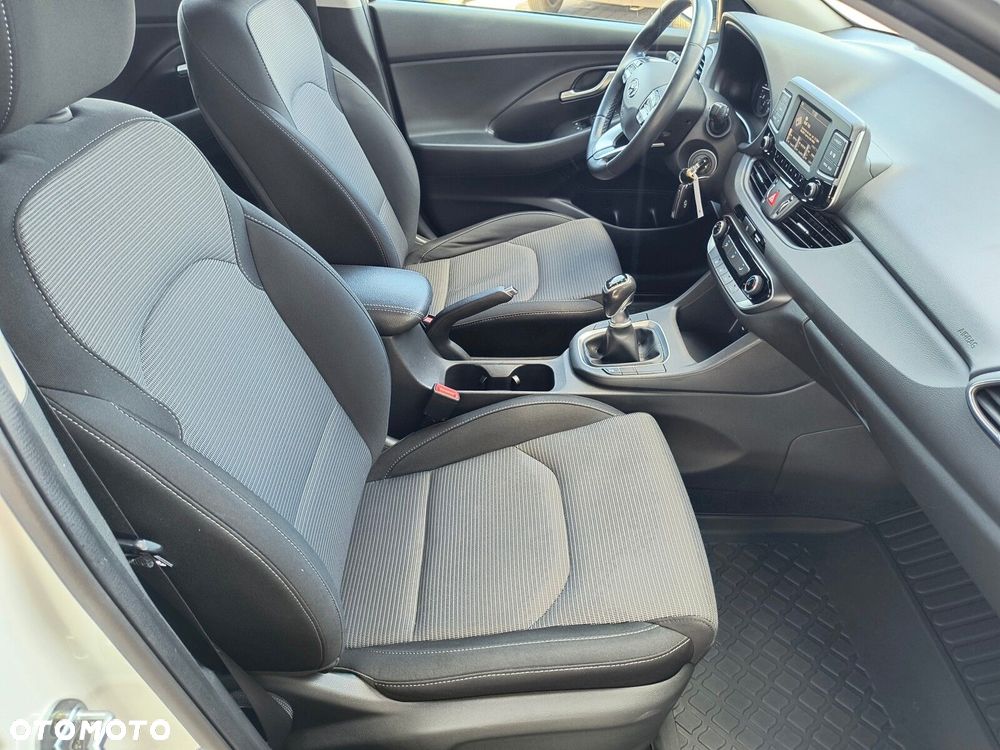 Hyundai i30 1.4 GET - 16