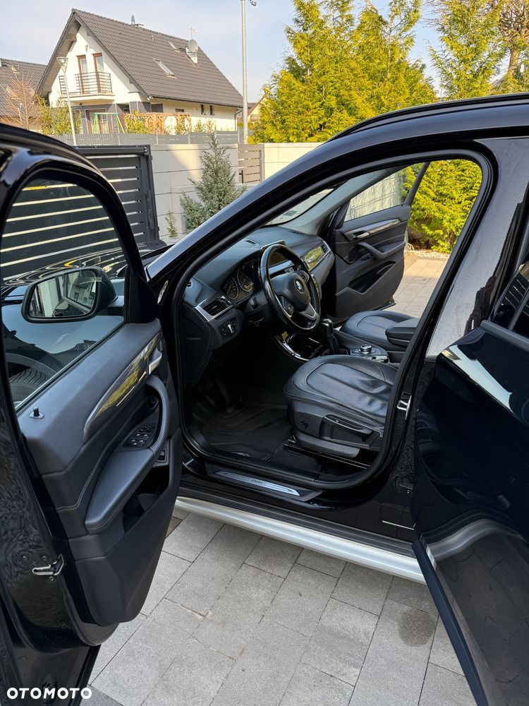 BMW X1 sDrive18d - 24