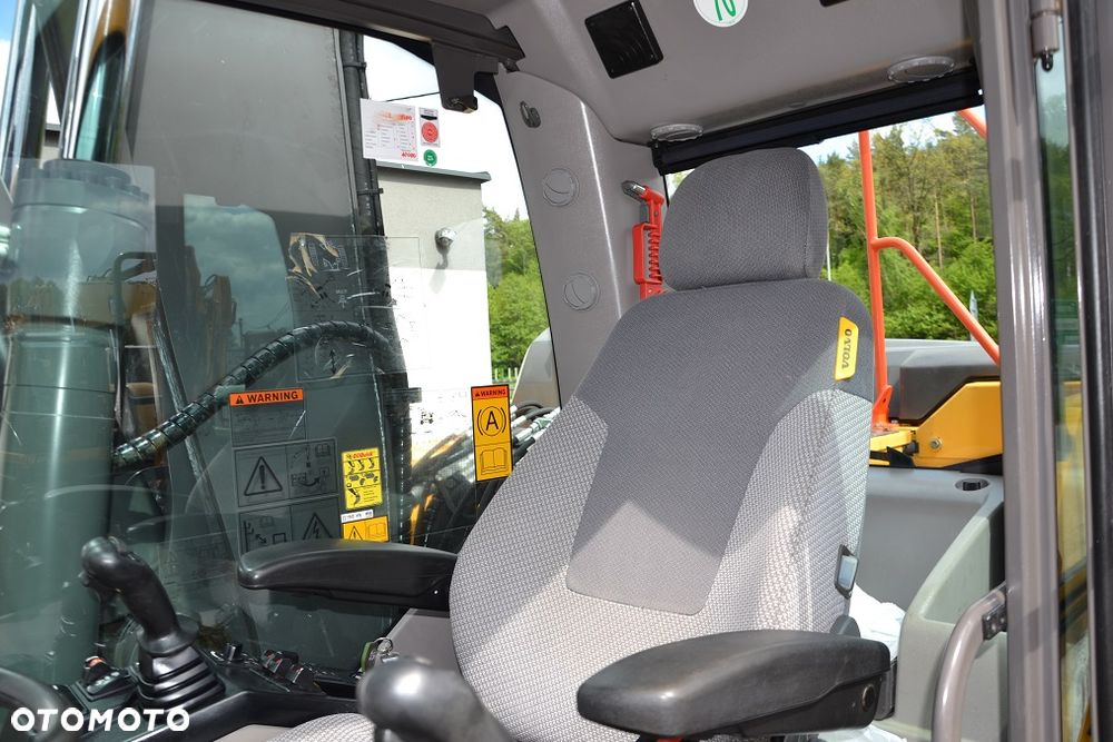 Volvo EW 180 E, - 30