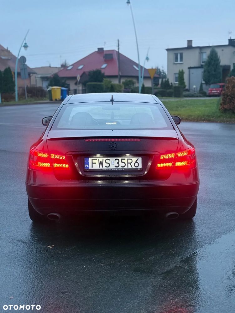 Mercedes-Benz Klasa E 350 CDI BlueEff - 6