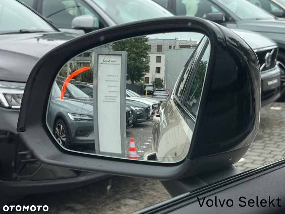 Volvo XC 40 - 32