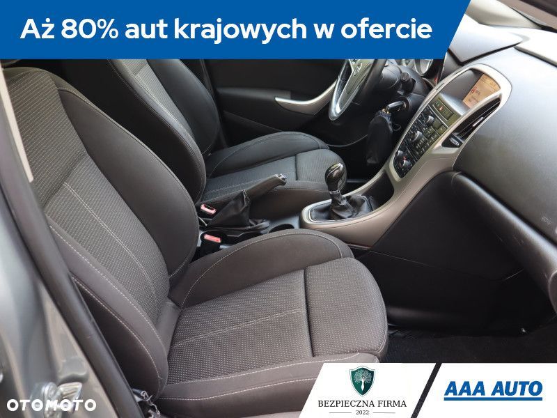 Opel Astra - 10