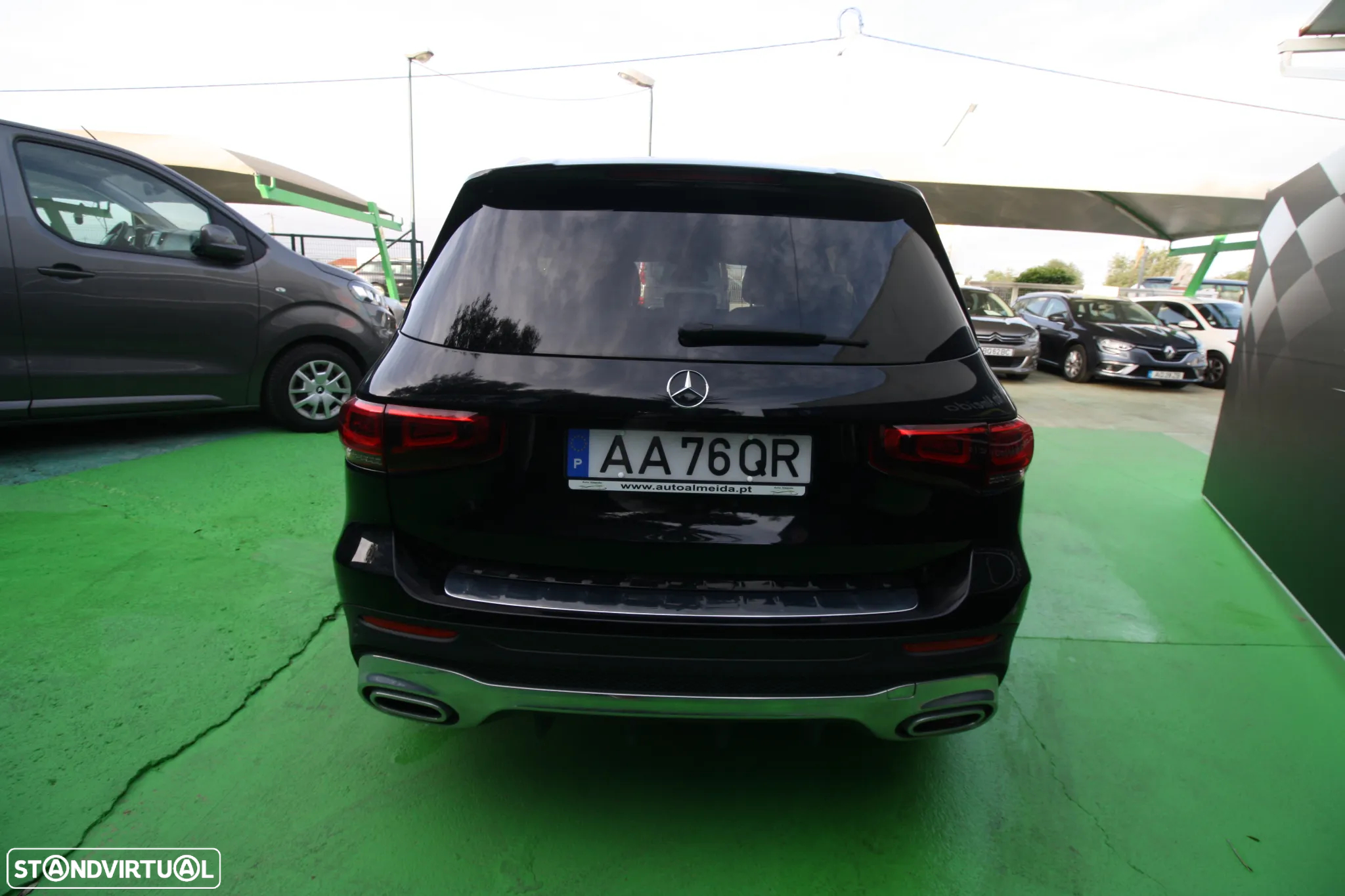 Mercedes-Benz GLB 180 d AMG Line - 12