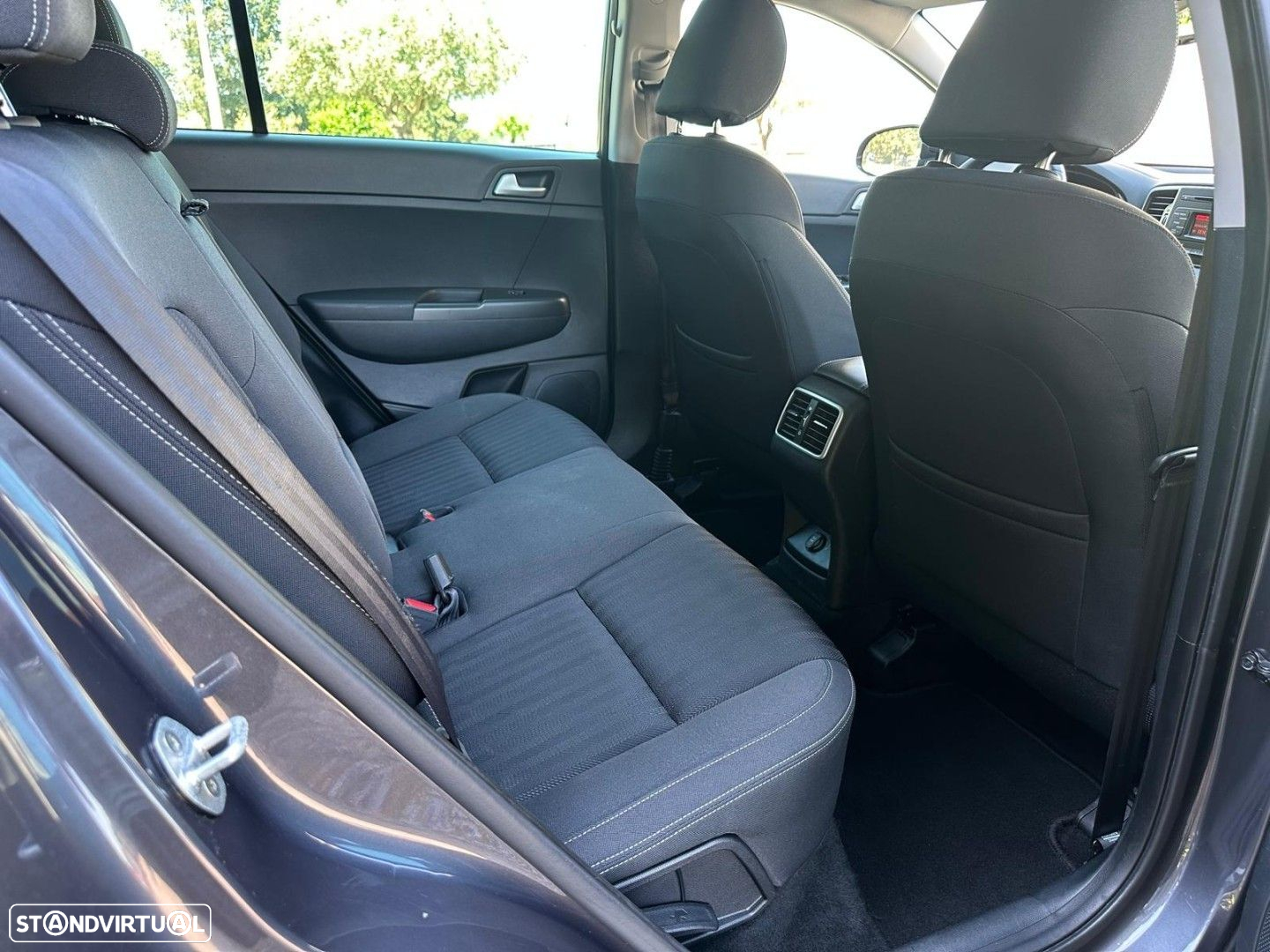 Kia Sportage 1.6 GDI ISG EX - 40