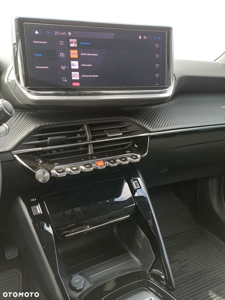 Peugeot 2008 1.2 PureTech Allure S&S EAT8 - 16