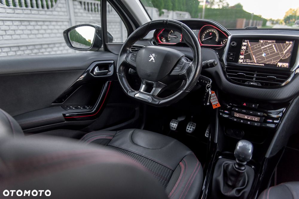 Peugeot 2008 BlueHDi FAP 120 STOP & START GT-Line Edition - 31