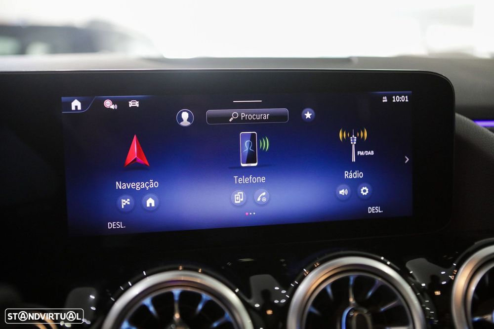 Mercedes-Benz GLA 250 e AMG Line - 36