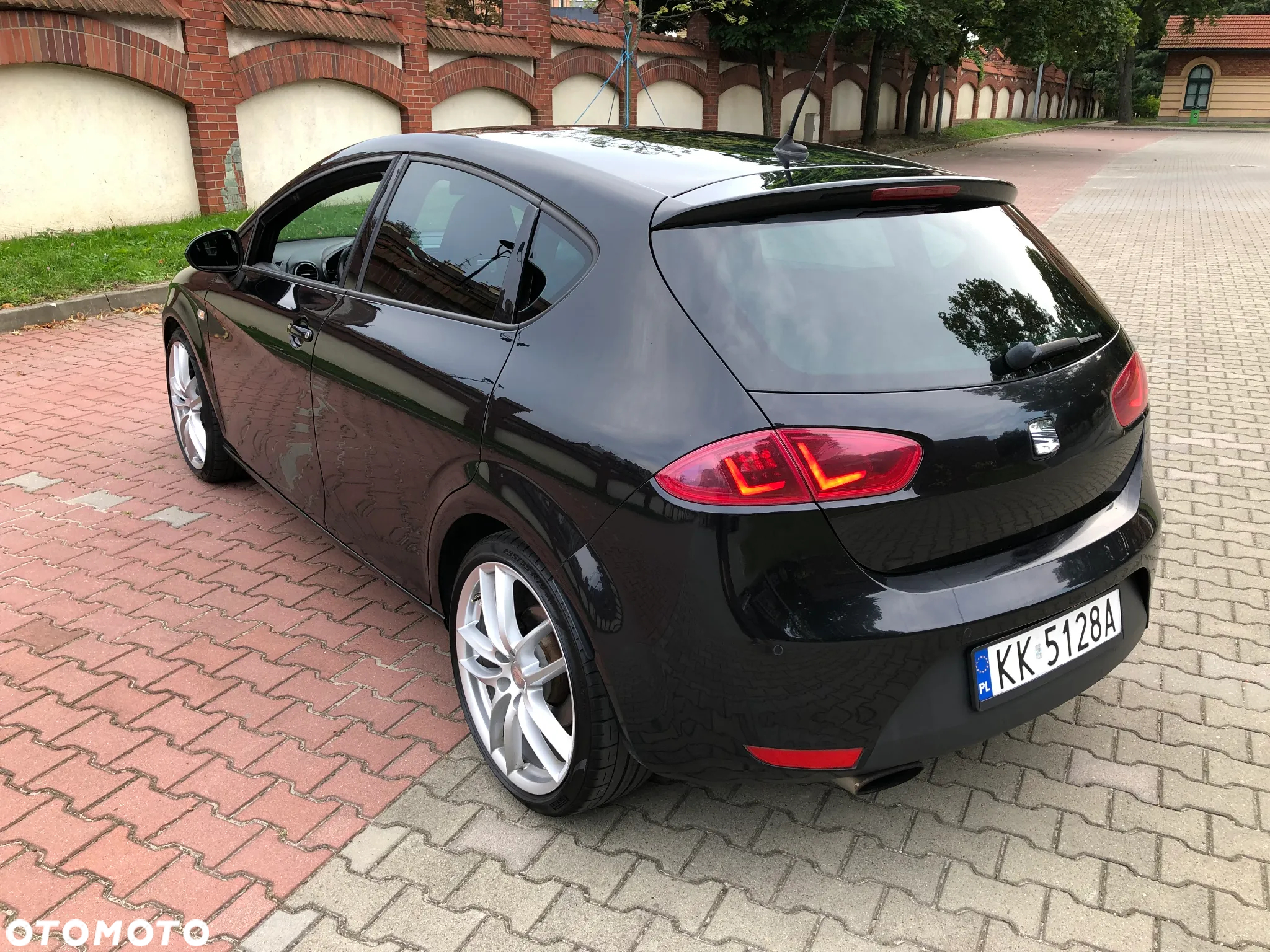 Seat Leon 2.0 T FSI Cupra R - 3