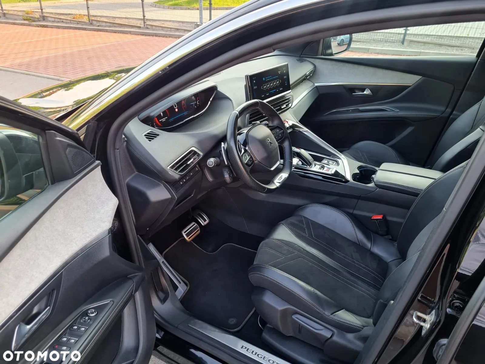 Peugeot 5008 1.6 PureTech GT S&S EAT8 - 10