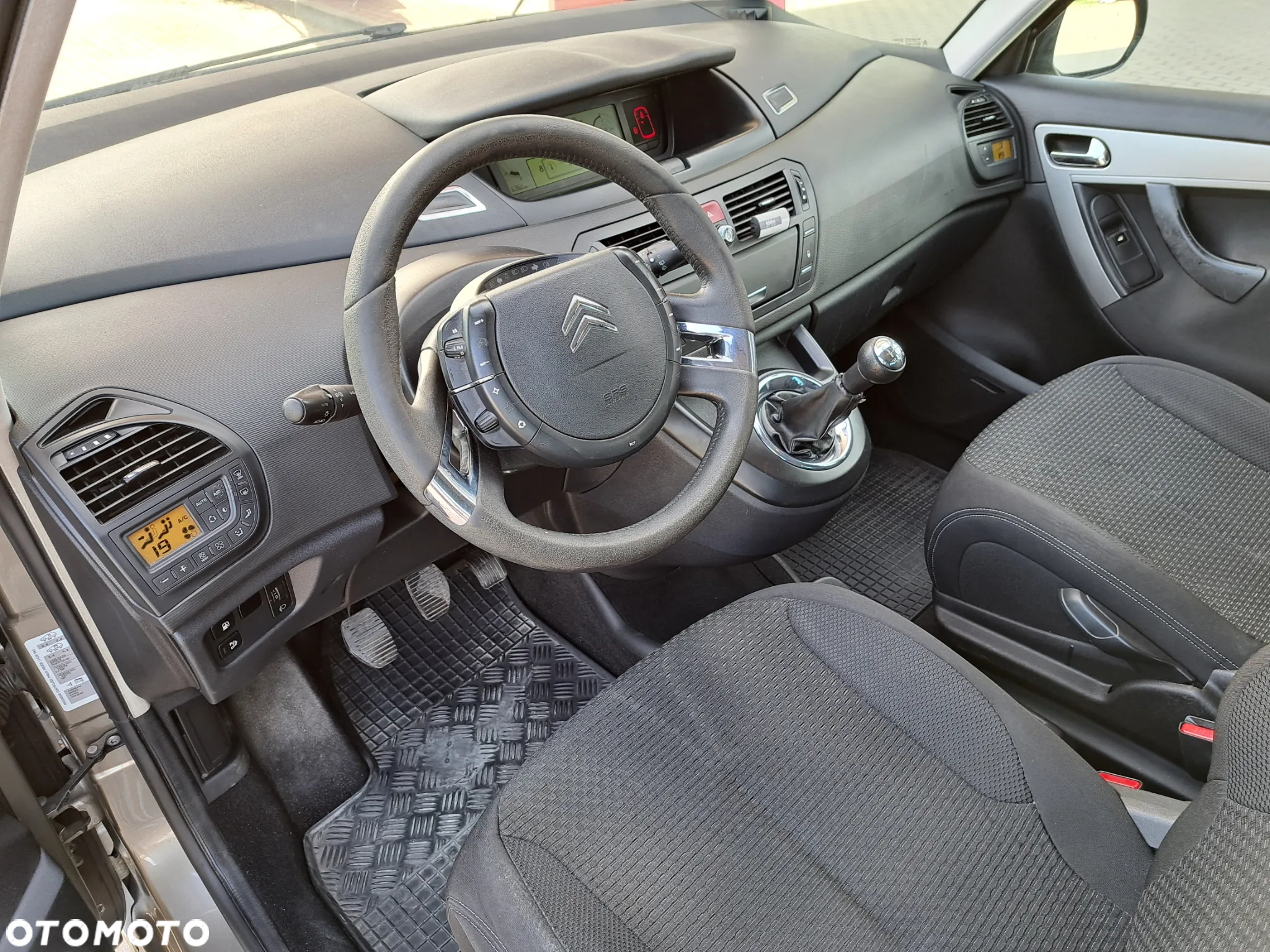 Citroën C4 Picasso - 14