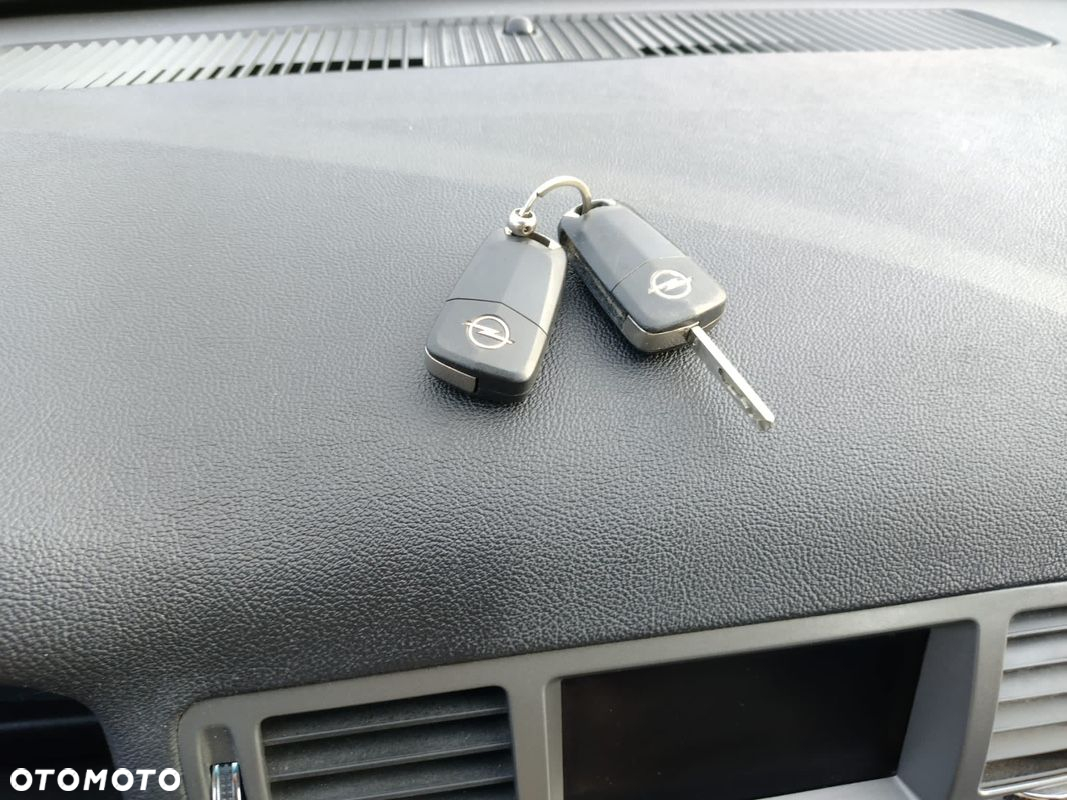 Opel Vectra 2.2 Sport / GTS - 15