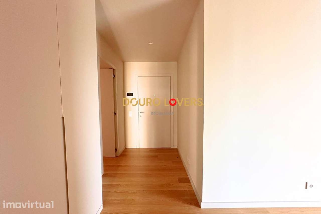 Apartamento T4 nos Jardins d’Arrábida, Vila Nova de Gaia - Grande imagem: 4/28