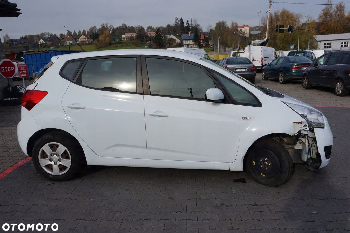 KIA VENGA YN ĆWIARTKA BŁOTNIK TYŁ PRAWY WD - 9