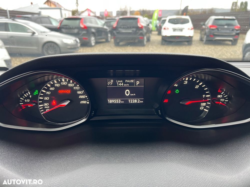 Peugeot 308 BlueHDi FAP 150 Stop&Start Automatik Allure - 10