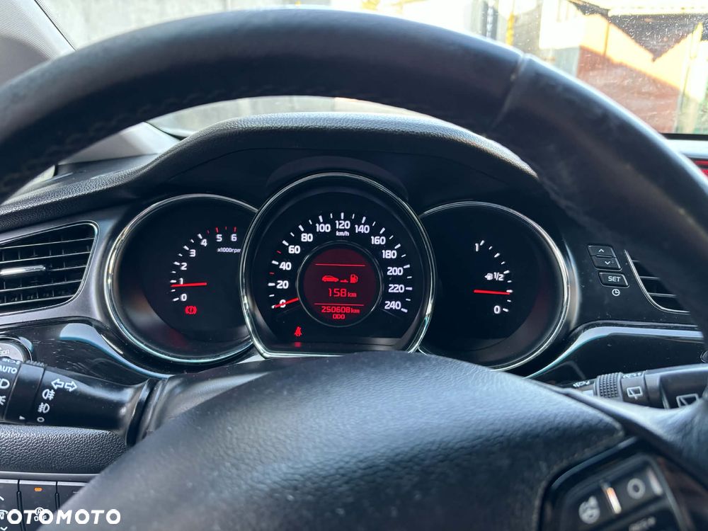 Kia Ceed 1.6 CRDi Business Line - 17