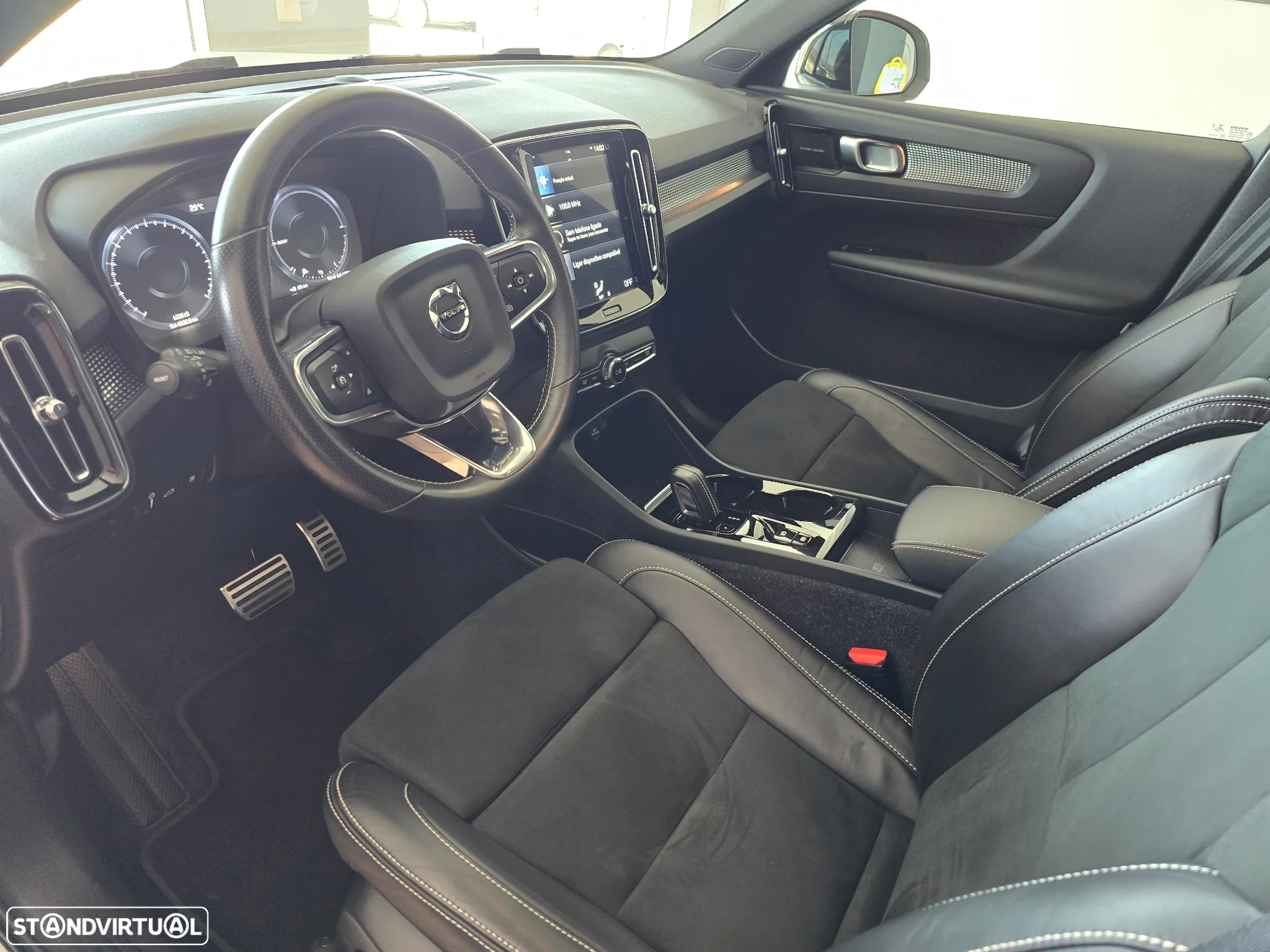 Volvo XC 40 1.5 T5 PHEV R-Design - 9