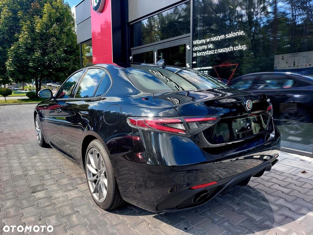 Alfa Romeo Giulia 2.2 D Turbo Sprint Q2 - 3