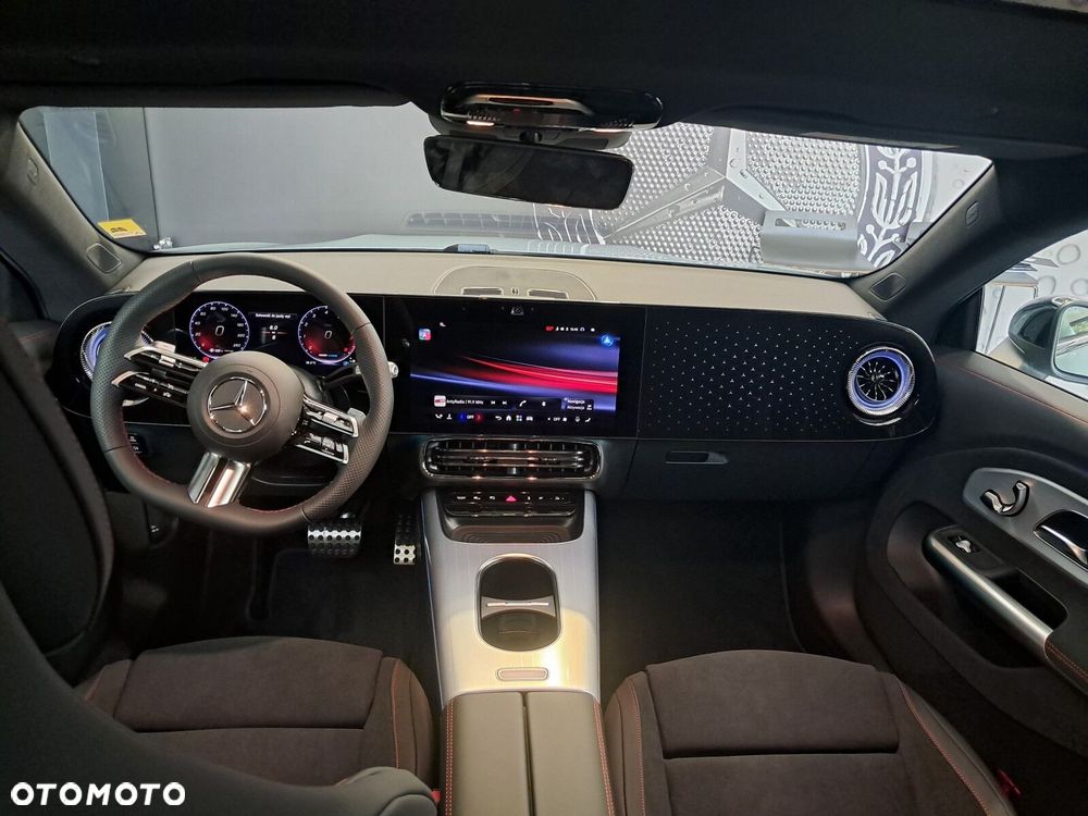 Mercedes-Benz CLA - 28