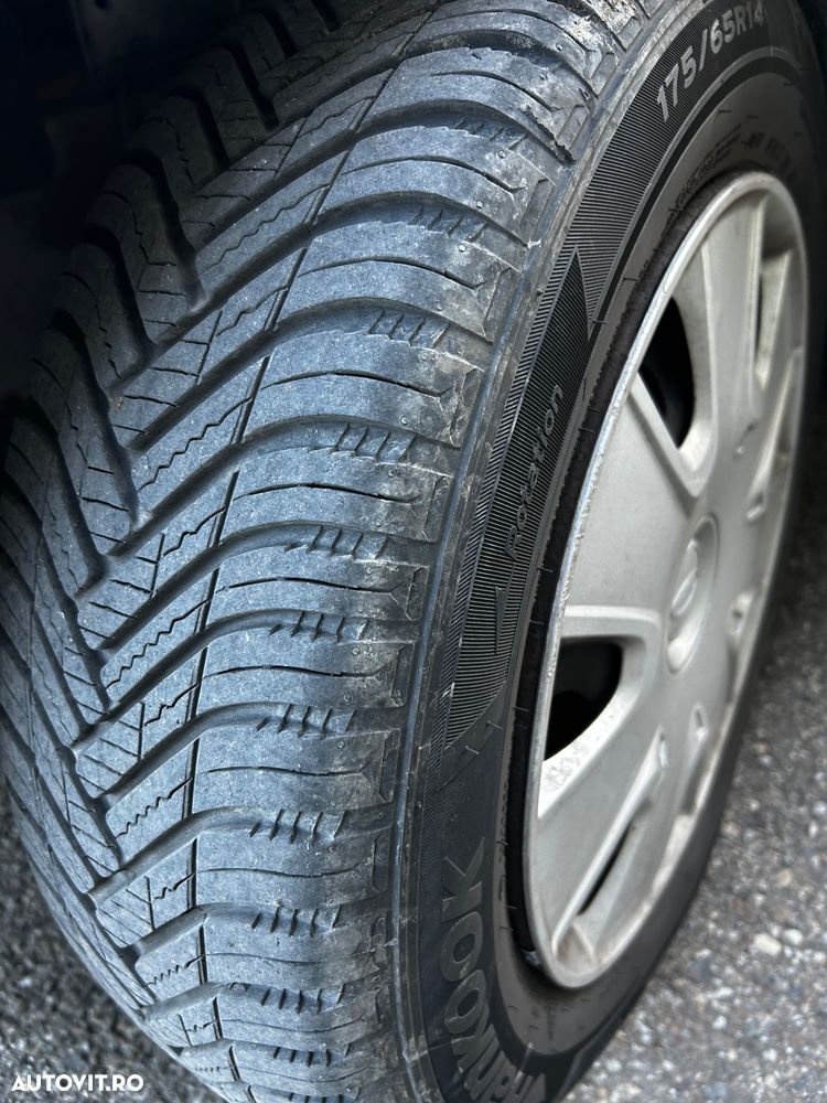 Ford Fiesta 1.4 - 10